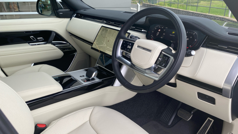 Land Rover Range Rover 3.0 D300 Edition 4dr Auto Diesel Estate